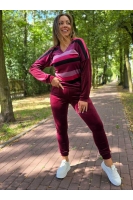 Dres welurowy, dekolt w serek - bordo