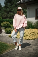 Bluza oversize z haftem chenille „E” -  róż