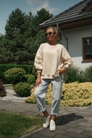 Bluza oversize z haftem chenille „E” -  jasny beż