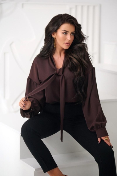 Bluzka damska elegancka wiązana pod szyją POLSKI PRODUCENT - czekolada