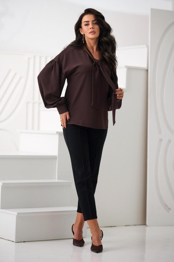 Bluzka damska elegancka wiązana pod szyją POLSKI PRODUCENT - czekolada