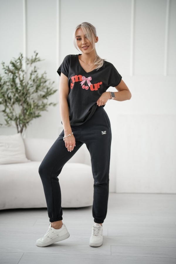 T-shirt z dekoltem w kształcie litery „V” z kimonowym rękawem amur - czarny