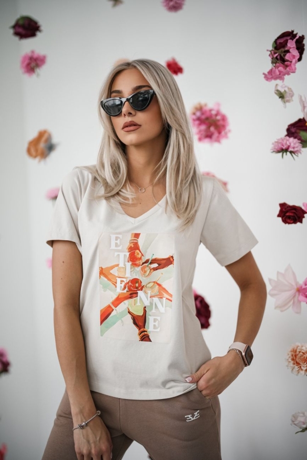 T-shirt z dekoltem w kształcie litery „V” z krótkim rękawem drinki - jasny beż