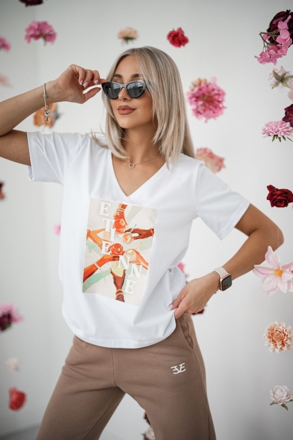 T-shirt z dekoltem w kształcie litery „V” z krótkim rękawem drinki - biały